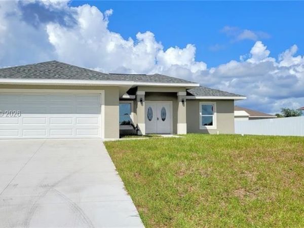 8038 Sunrise Cir., La Belle, FL 33935