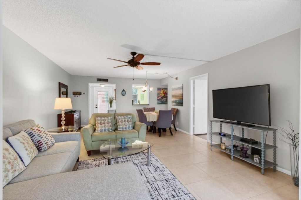 10 Willowbrook, Unit 205, Delray Beach, FL 33446 Photo