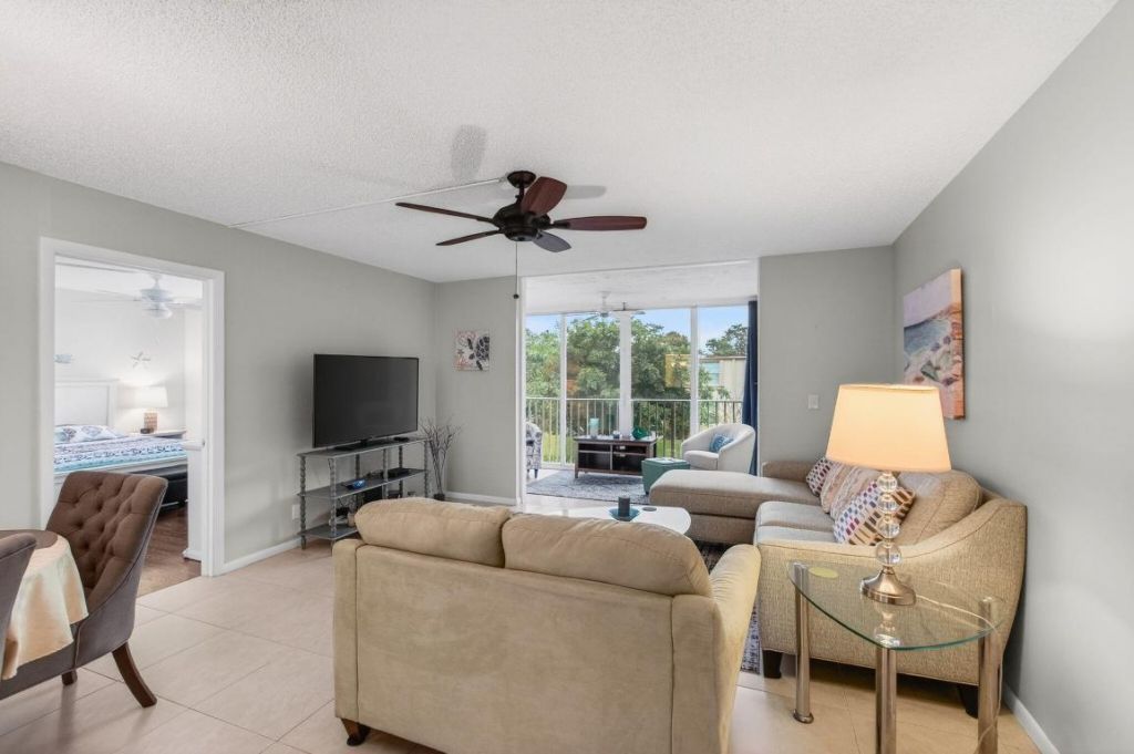 10 Willowbrook, Unit 205, Delray Beach, FL 33446 Photo