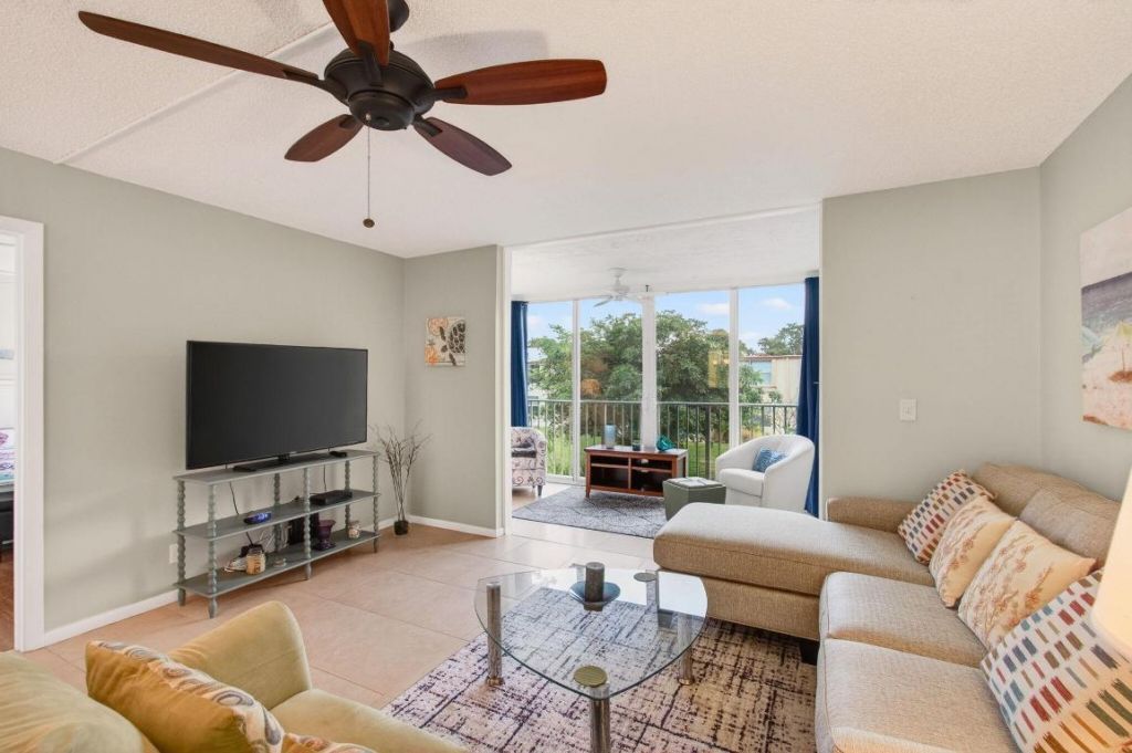 10 Willowbrook, Unit 205, Delray Beach, FL 33446 Photo