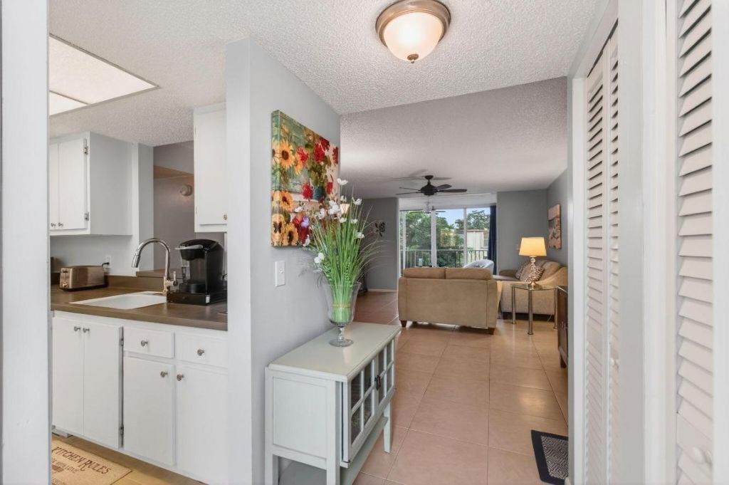 10 Willowbrook, Unit 205, Delray Beach, FL 33446 Photo