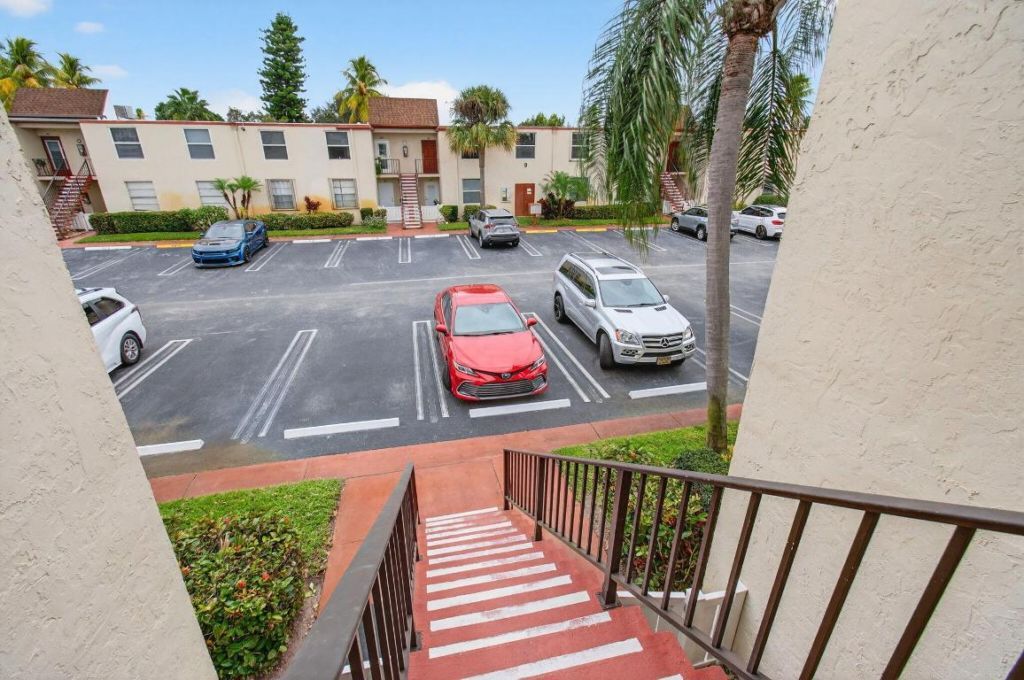 10 Willowbrook, Unit 205, Delray Beach, FL 33446 Photo