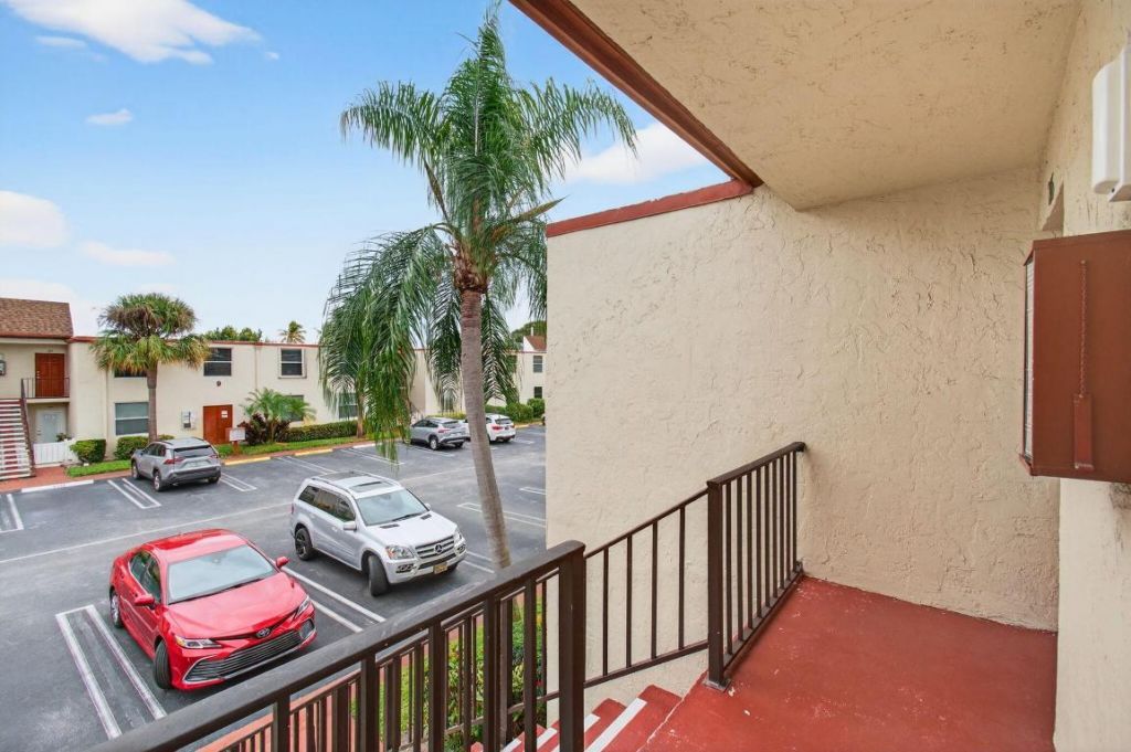 10 Willowbrook, Unit 205, Delray Beach, FL 33446 Photo
