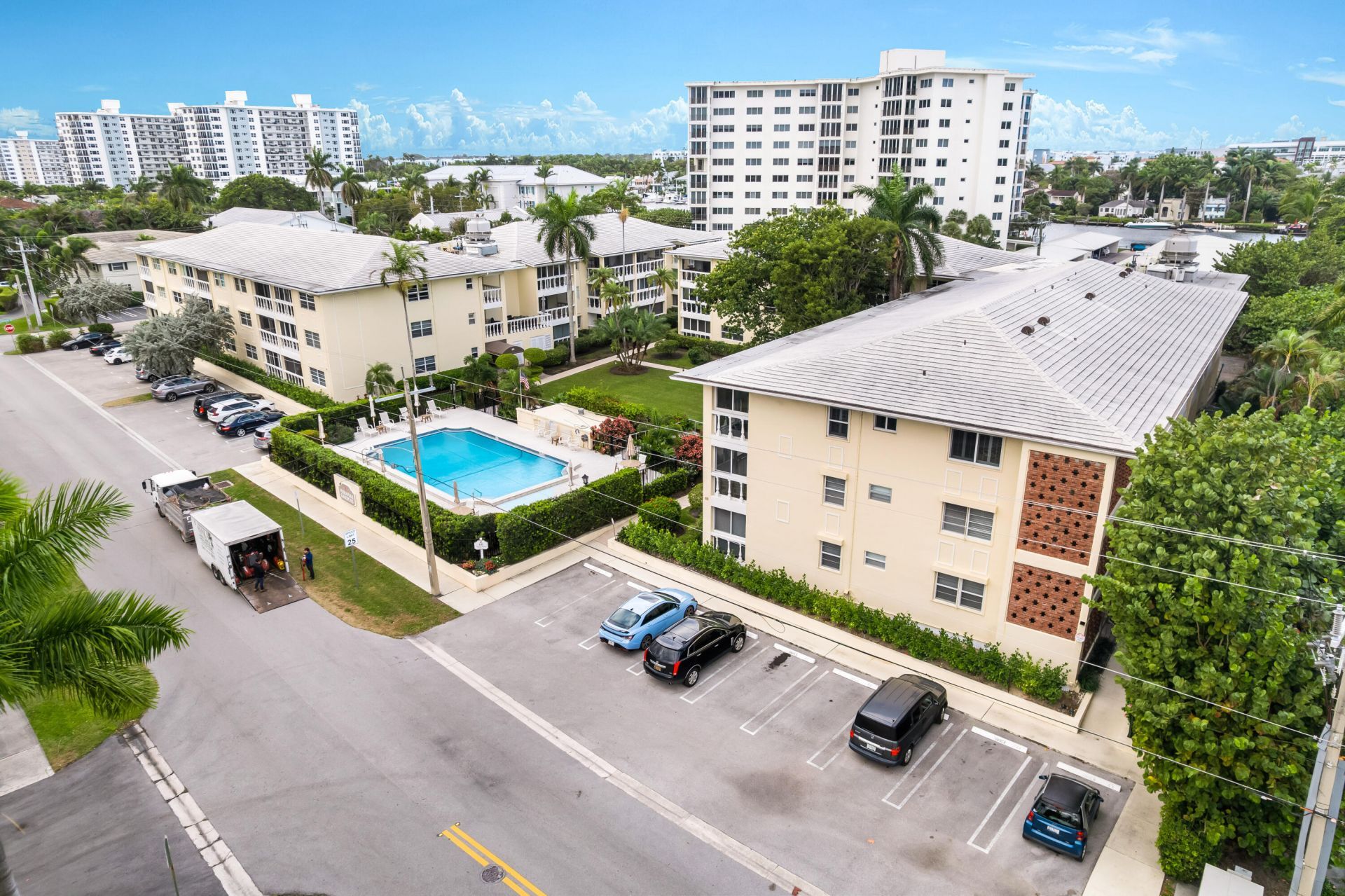 80 Venetian Drive, Unit 305s, Delray Beach, FL 33483 Photo