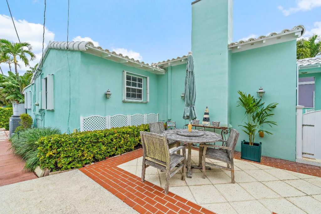 240 Celestial Way, Unit 2, Juno Beach, FL 33408 Photo