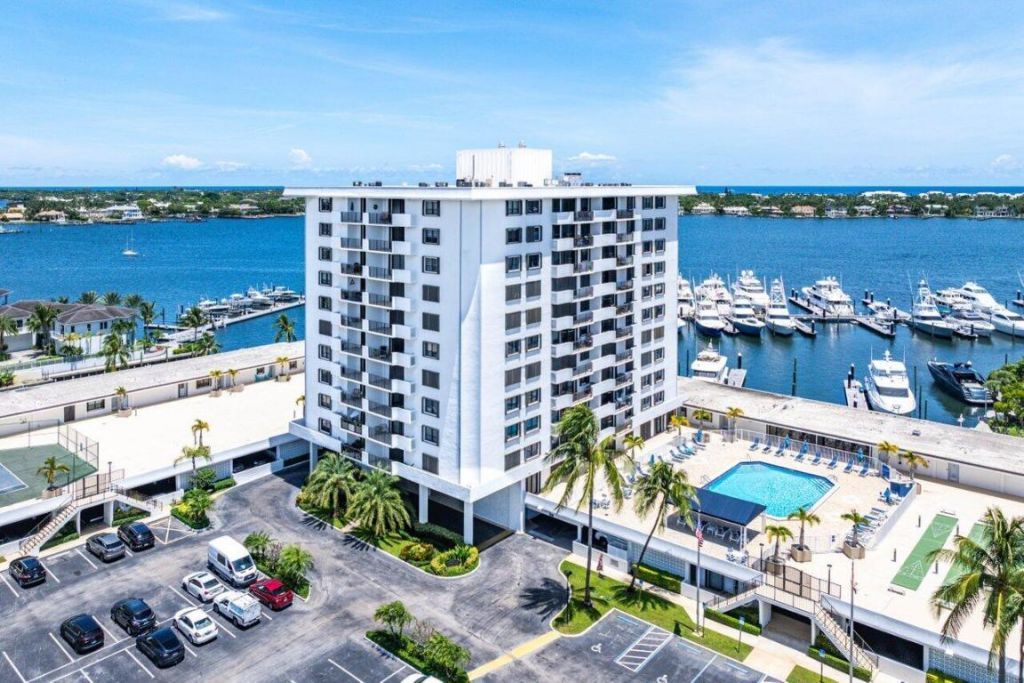 1208 Marine Way, Unit 506, North Palm Beach, FL 33408 Photo