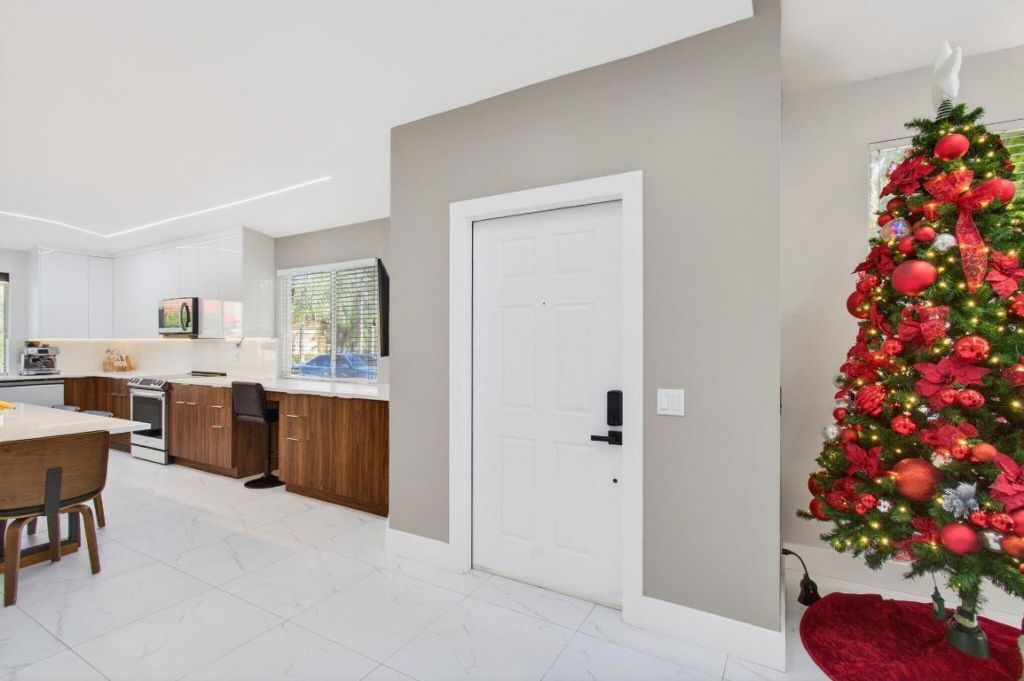 6766 Via Regina, Boca Raton, FL 33433 Photo