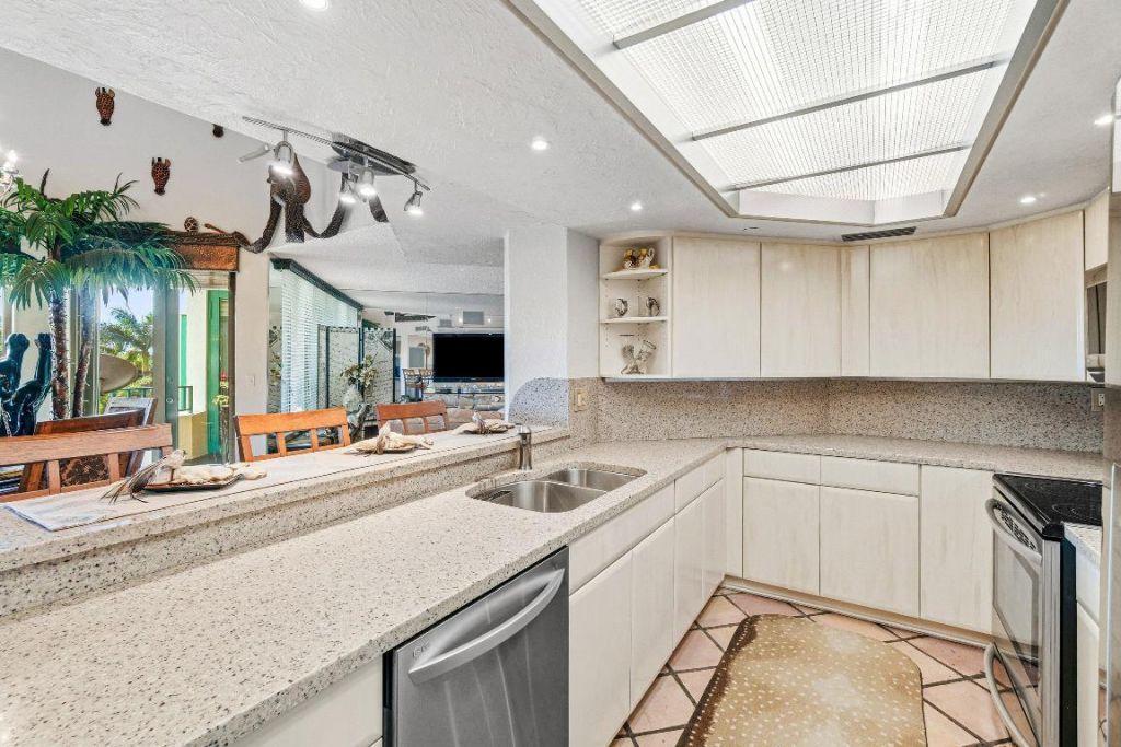 100 SE 5th Avenue, Unit Ph-14, Boca Raton, FL 33432 Photo