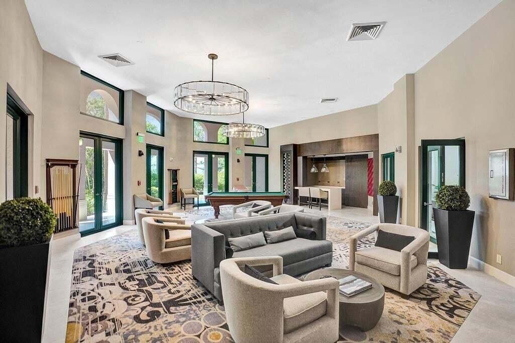 100 SE 5th Avenue, Unit Ph-14, Boca Raton, FL 33432 Photo