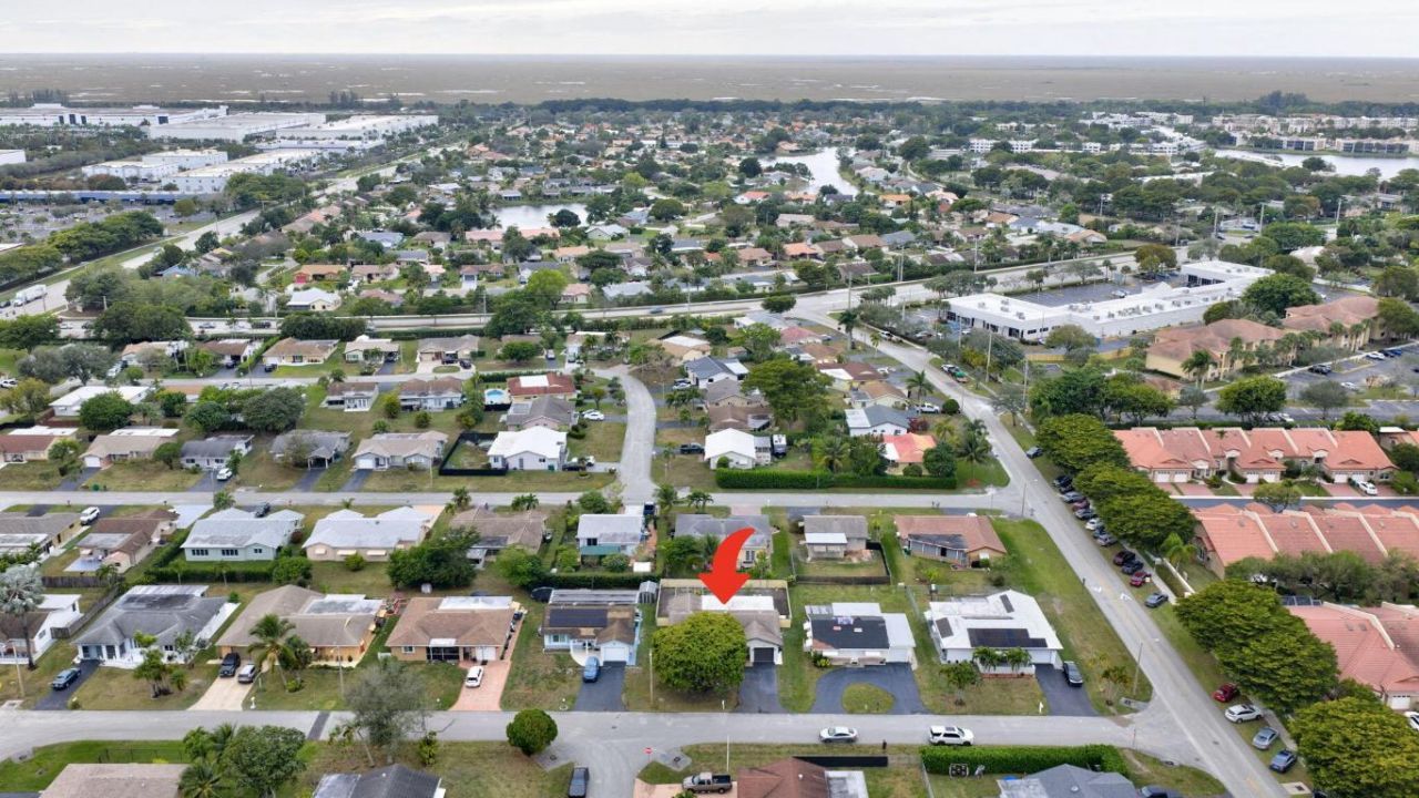 7101 NW 98th Terrace, Tamarac, FL 33321 Photo