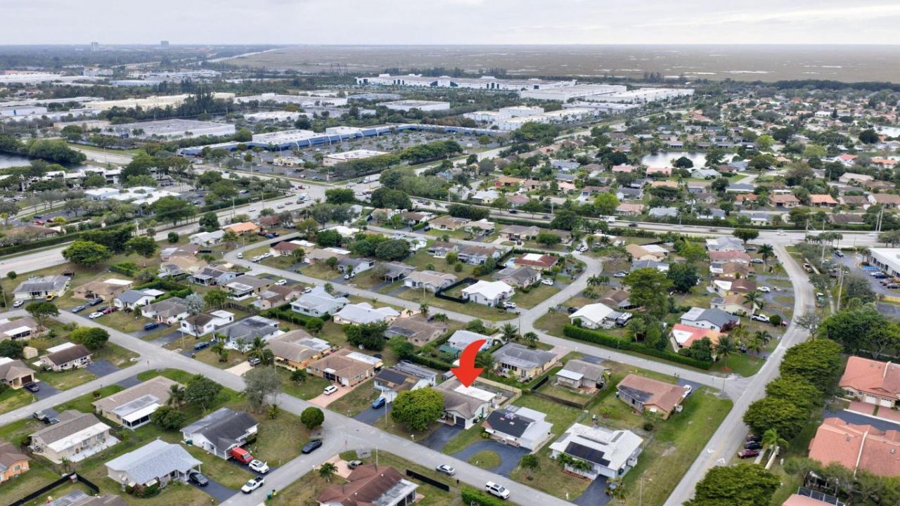 7101 NW 98th Terrace, Tamarac, FL 33321 Photo