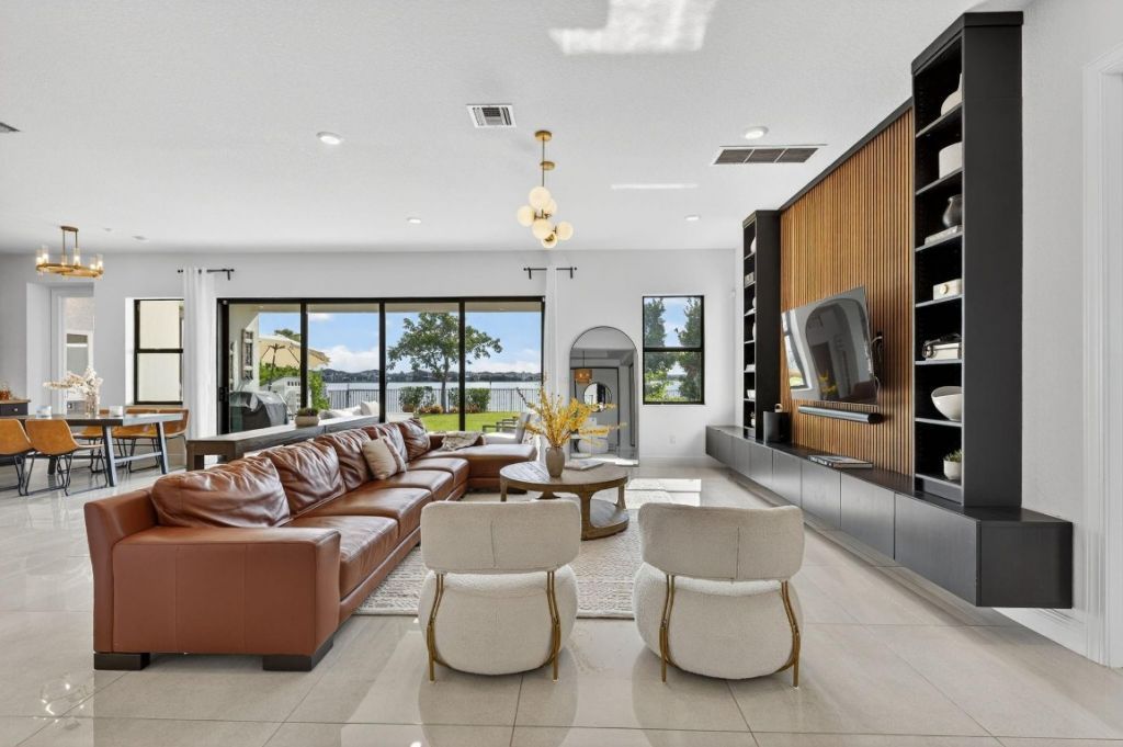 9280 W Parkland Bay Trl, Parkland, FL 33076 Photo