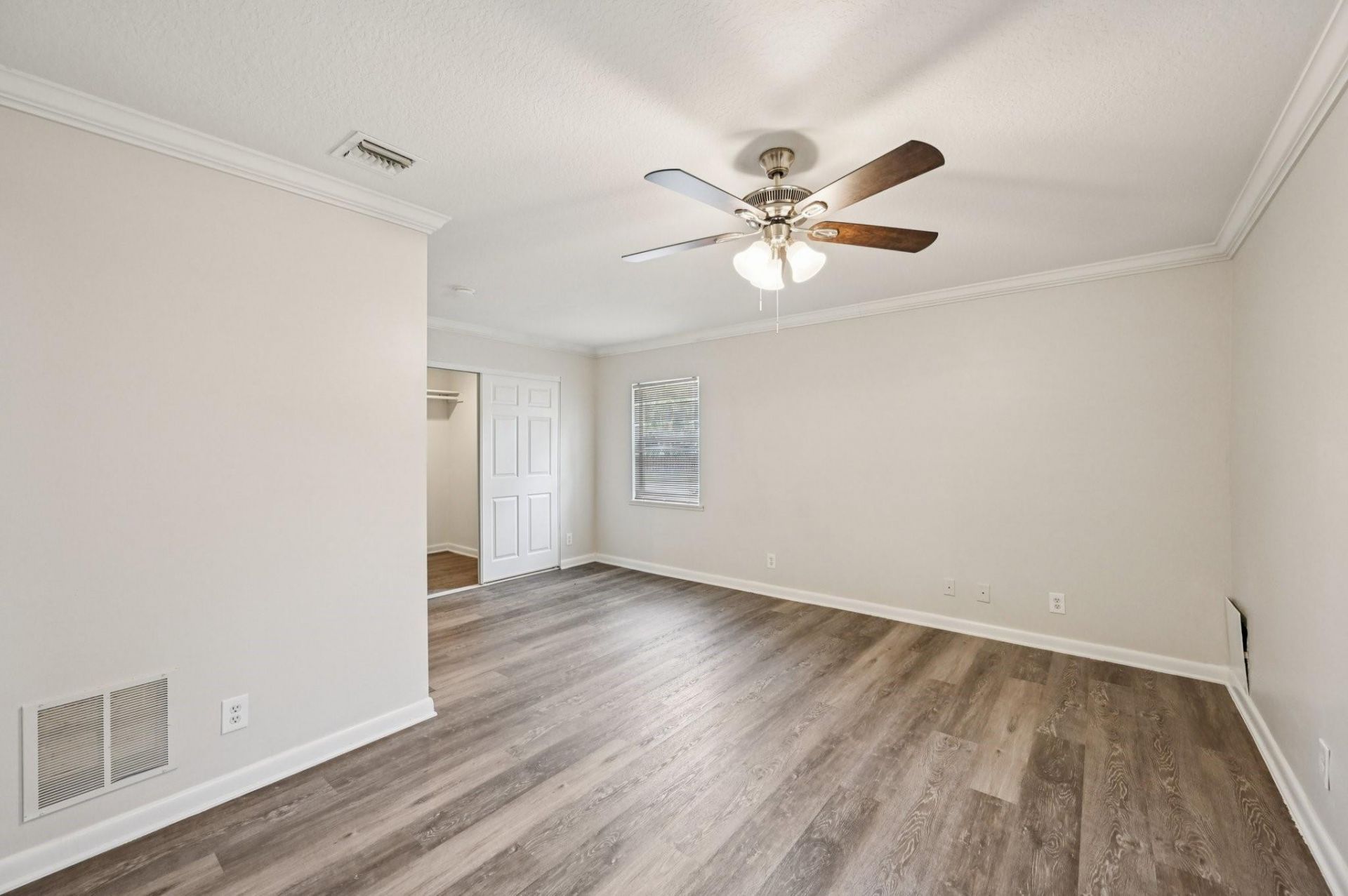 5618 Cinnamon Drive, West Palm Beach, FL 33415 Photo