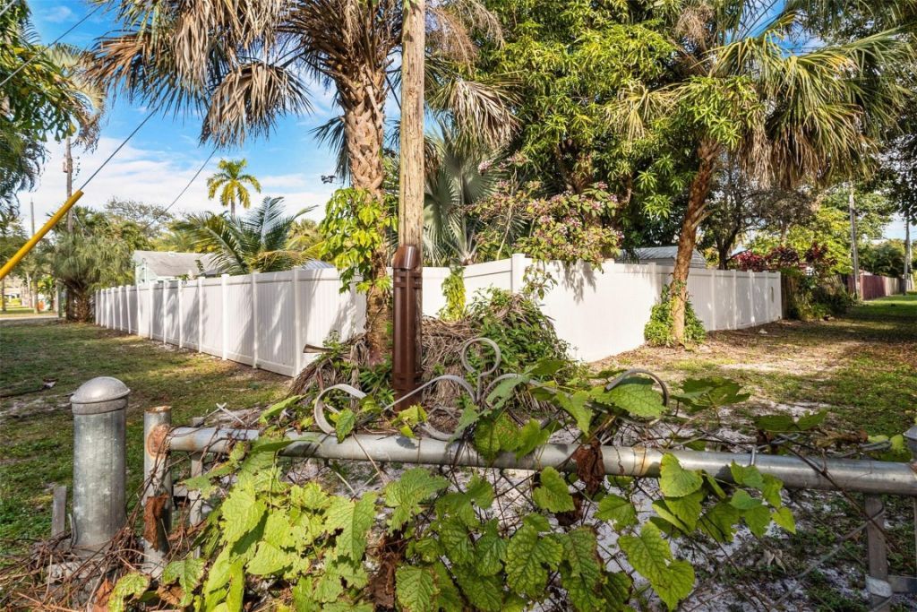 1812 SW 9th Avenue, Fort Lauderdale, FL 33315 Photo