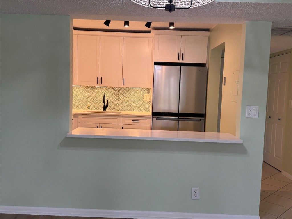 9300 SW 8th Street, Unit 215, Boca Raton, FL 33428 Photo