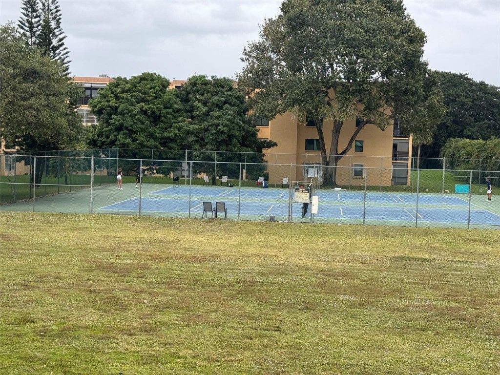 9300 SW 8th Street, Unit 215, Boca Raton, FL 33428 Photo