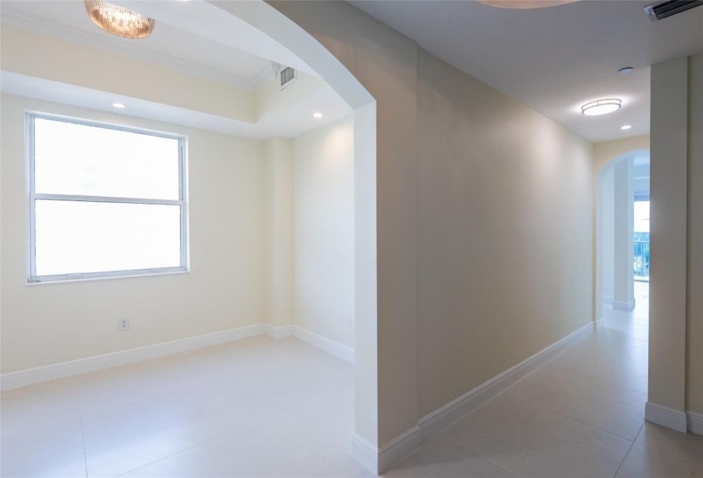 3236 NE 5th Street, Unit 402, Pompano Beach, FL 33062 Photo