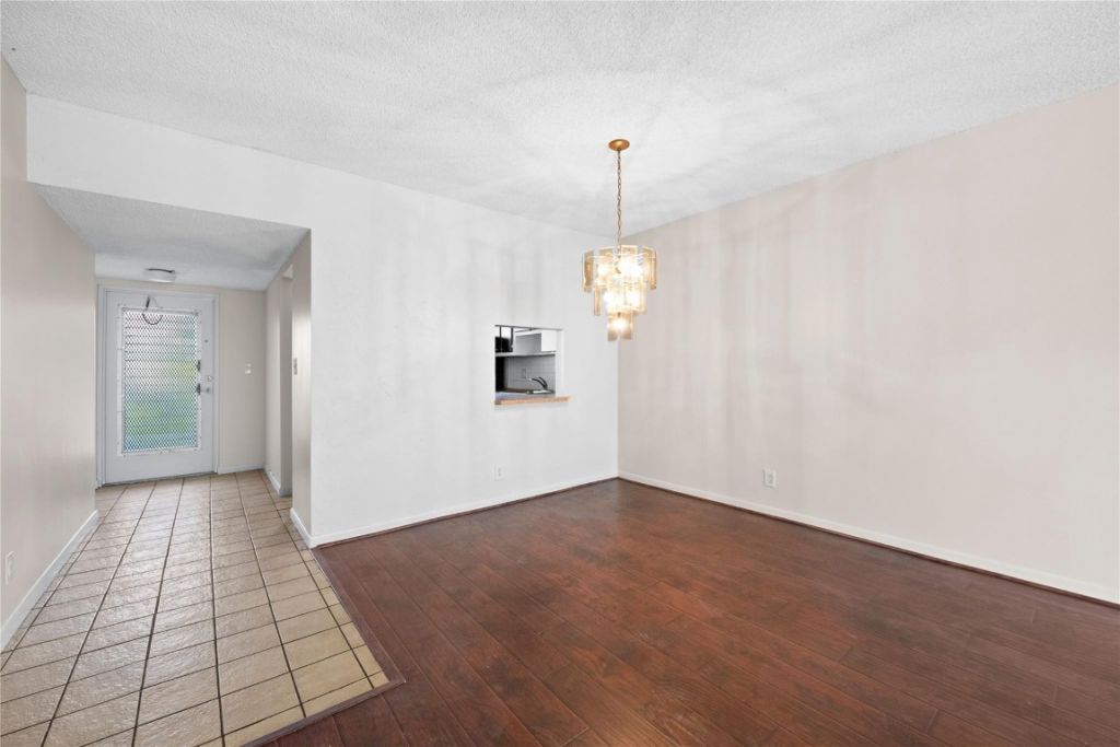 2980 Riverside Dr, Unit 324, Coral Springs, FL 33065 Photo