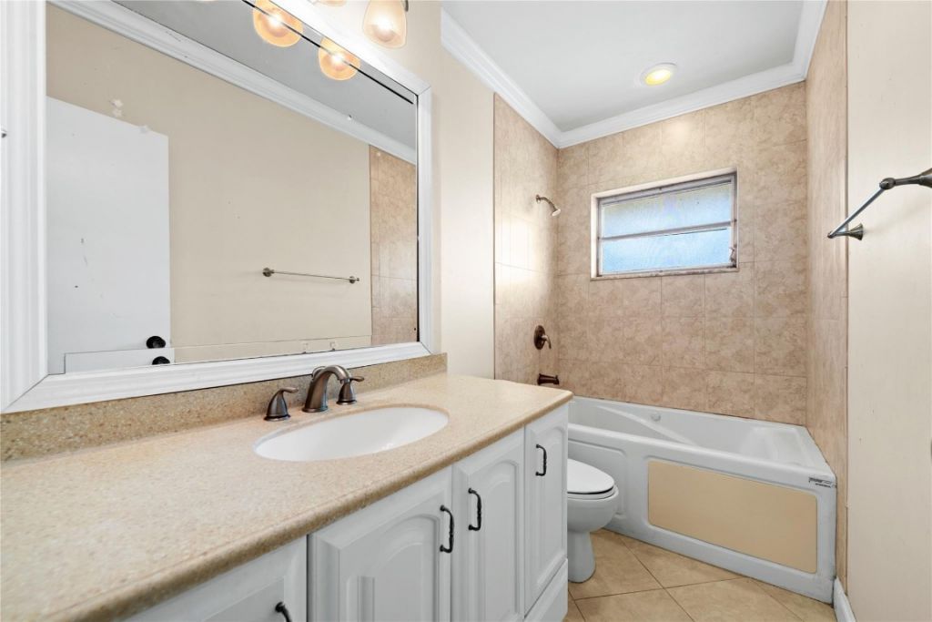 2980 Riverside Dr, Unit 324, Coral Springs, FL 33065 Photo