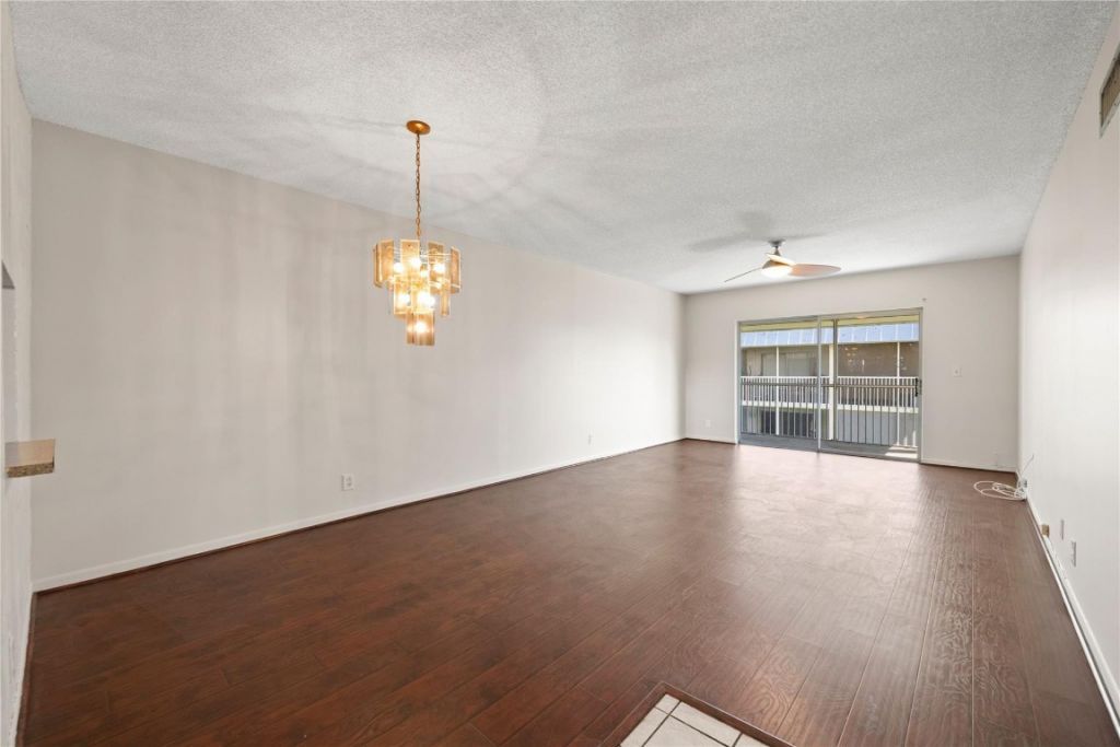 2980 Riverside Dr, Unit 324, Coral Springs, FL 33065 Photo