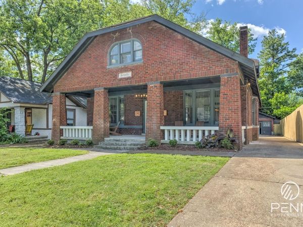 2033 YOUNG AVE, Memphis, TN 38104