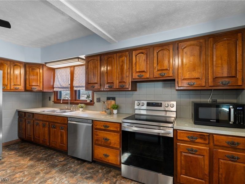 3626 Johnson Road, Norton, OH 44203 Photo 8