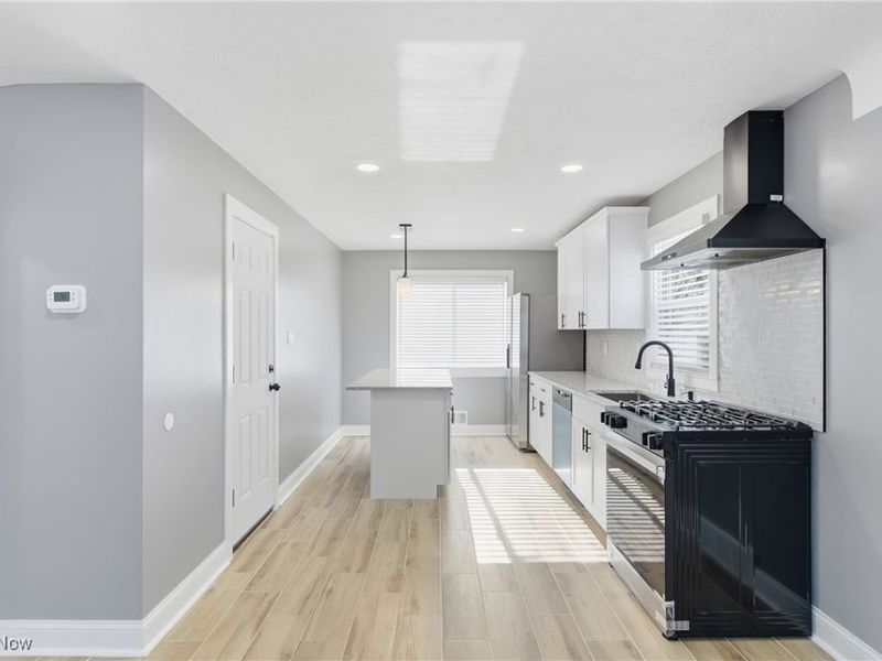 2811 Oak Park Avenue, Cleveland, OH 44109 Photo 13