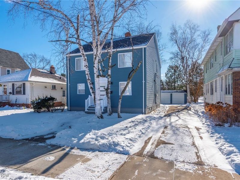 2811 Oak Park Avenue, Cleveland, OH 44109 Photo 2