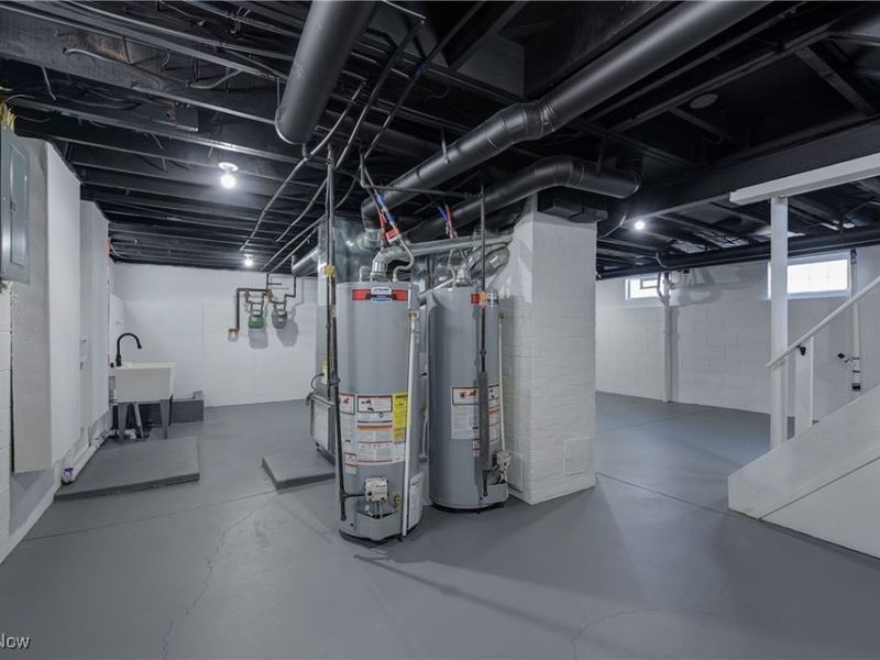 2811 Oak Park Avenue, Cleveland, OH 44109 Photo 44