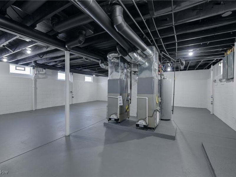 2811 Oak Park Avenue, Cleveland, OH 44109 Photo 45