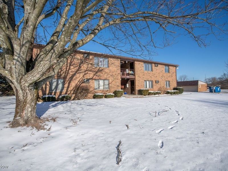 2045 Glamorgan Street, Alliance, OH 44601 Photo 1