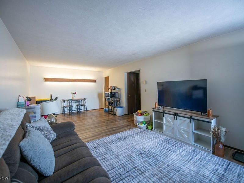 2045 Glamorgan Street, Alliance, OH 44601 Photo 20