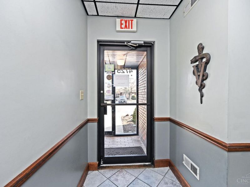 4725 Cornell Road, Unit 1B, Blue Ash, OH 45241 Photo 6