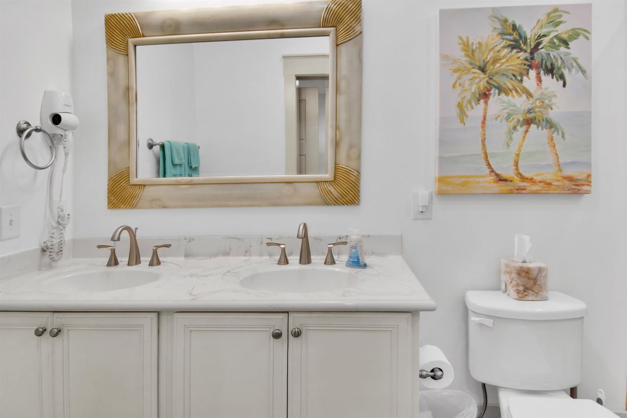 4902 N Market St. Photo 16