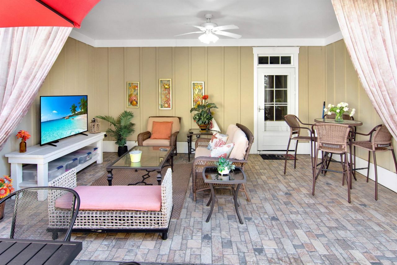 4902 N Market St. Photo 26