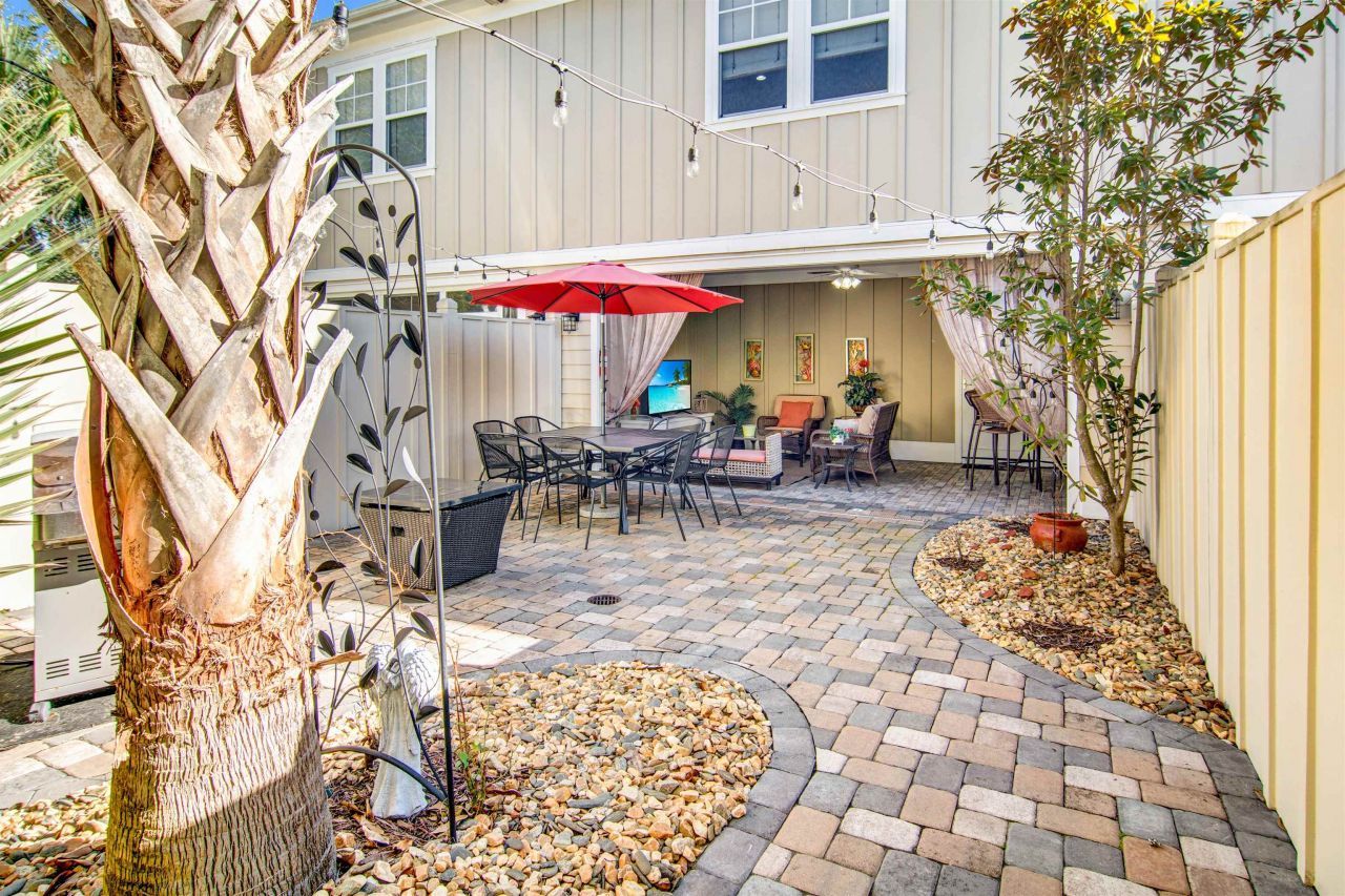 4902 N Market St. Photo 28