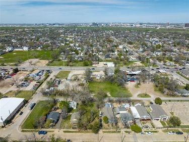 1835 Akron Street, Dallas, TX 75212