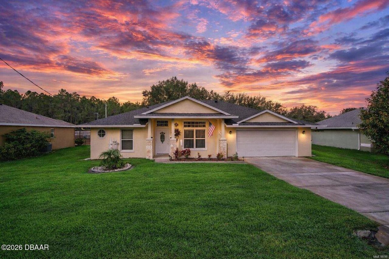 13 Brownstone Lane, Palm Coast, FL 32137 Main Photo