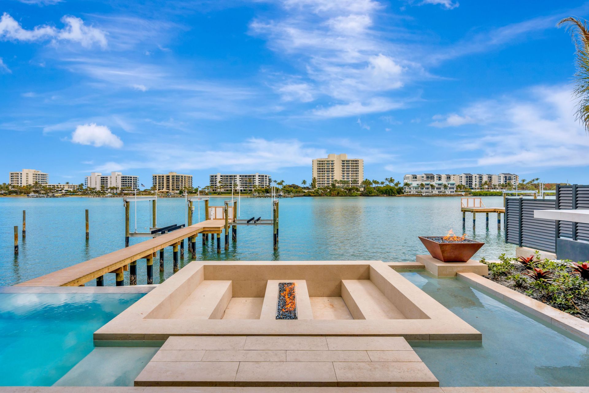 19696 Harbor Road N, Jupiter, FL 33469 Photo