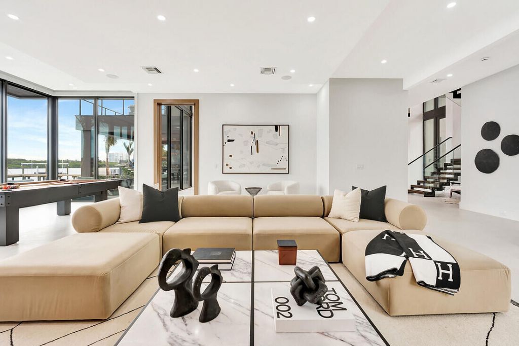 19696 Harbor Road N, Jupiter, FL 33469 Photo