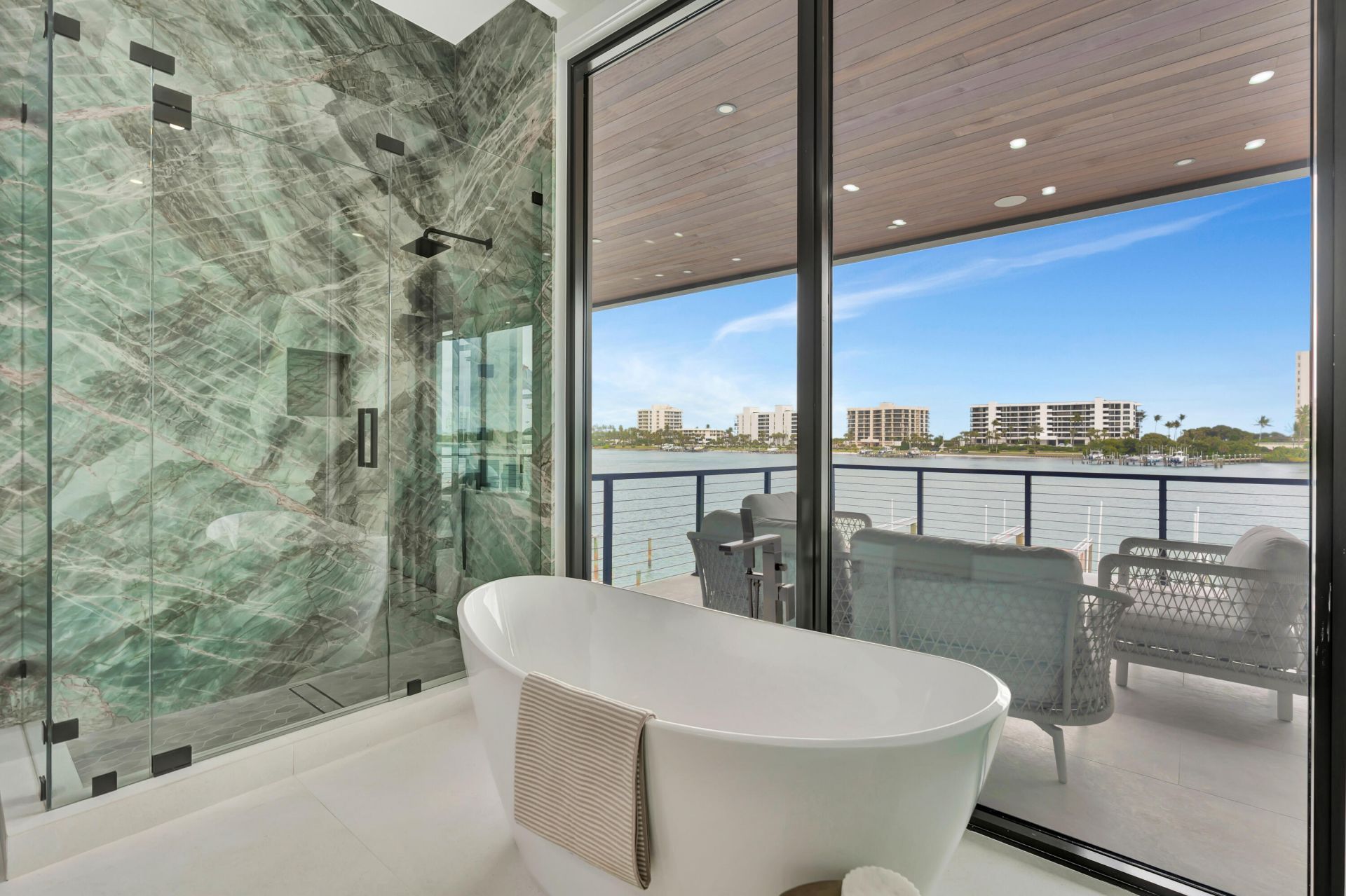 19696 Harbor Road N, Jupiter, FL 33469 Photo