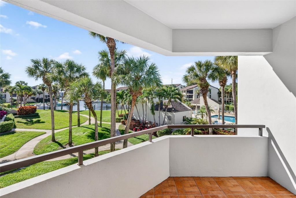 1149 E Marine Way, Unit G2L, North Palm Beach, FL 33408 Photo