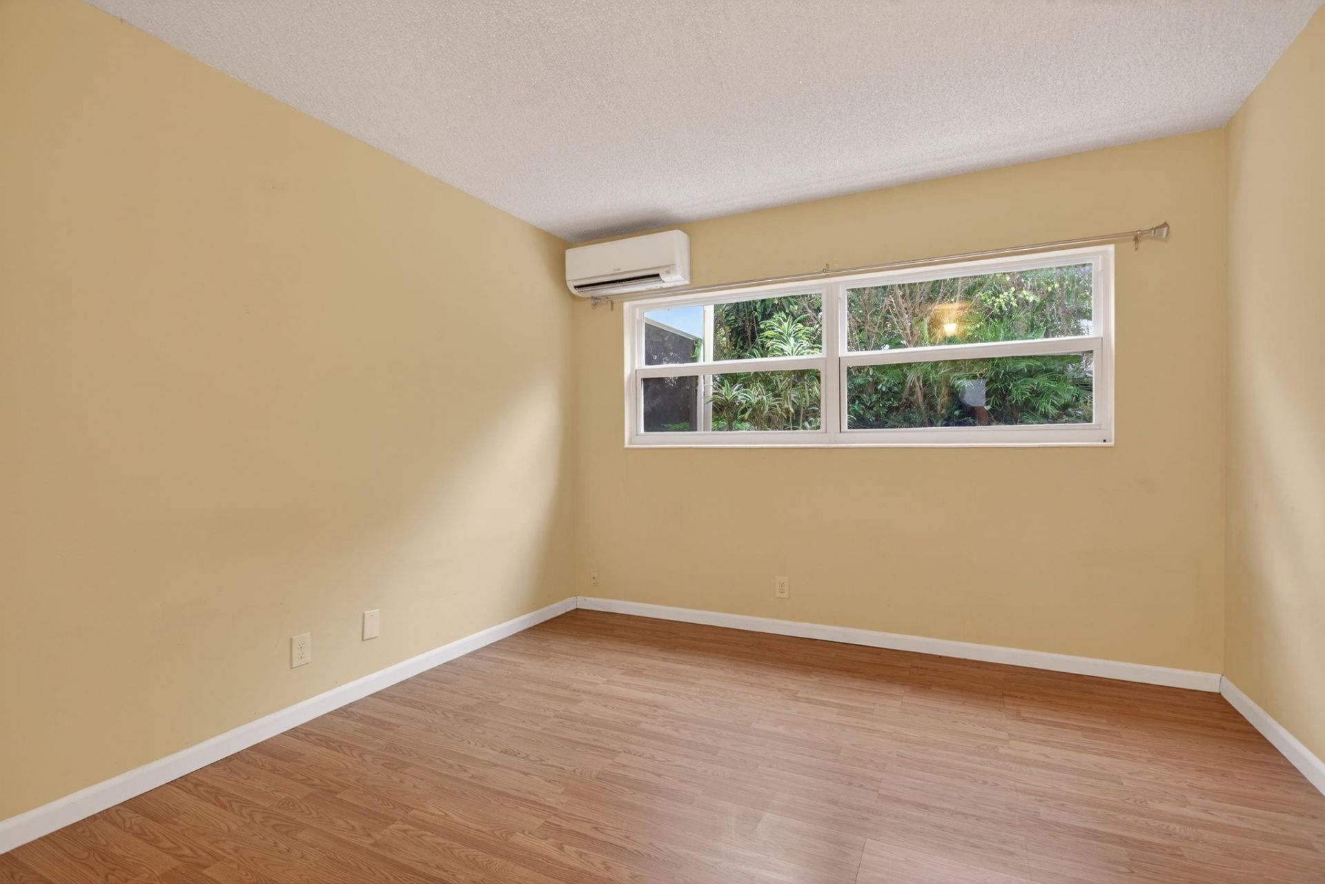 2115 NE 42nd Court, Unit 103, Lighthouse Point, FL 33064 Photo