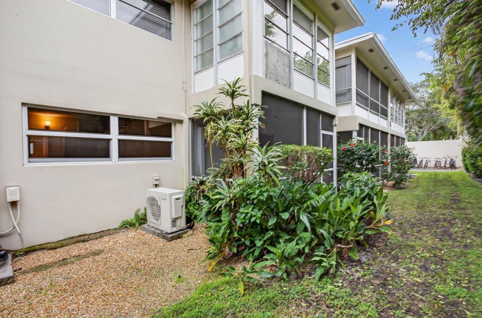 2115 NE 42nd Court, Unit 103, Lighthouse Point, FL 33064 Photo