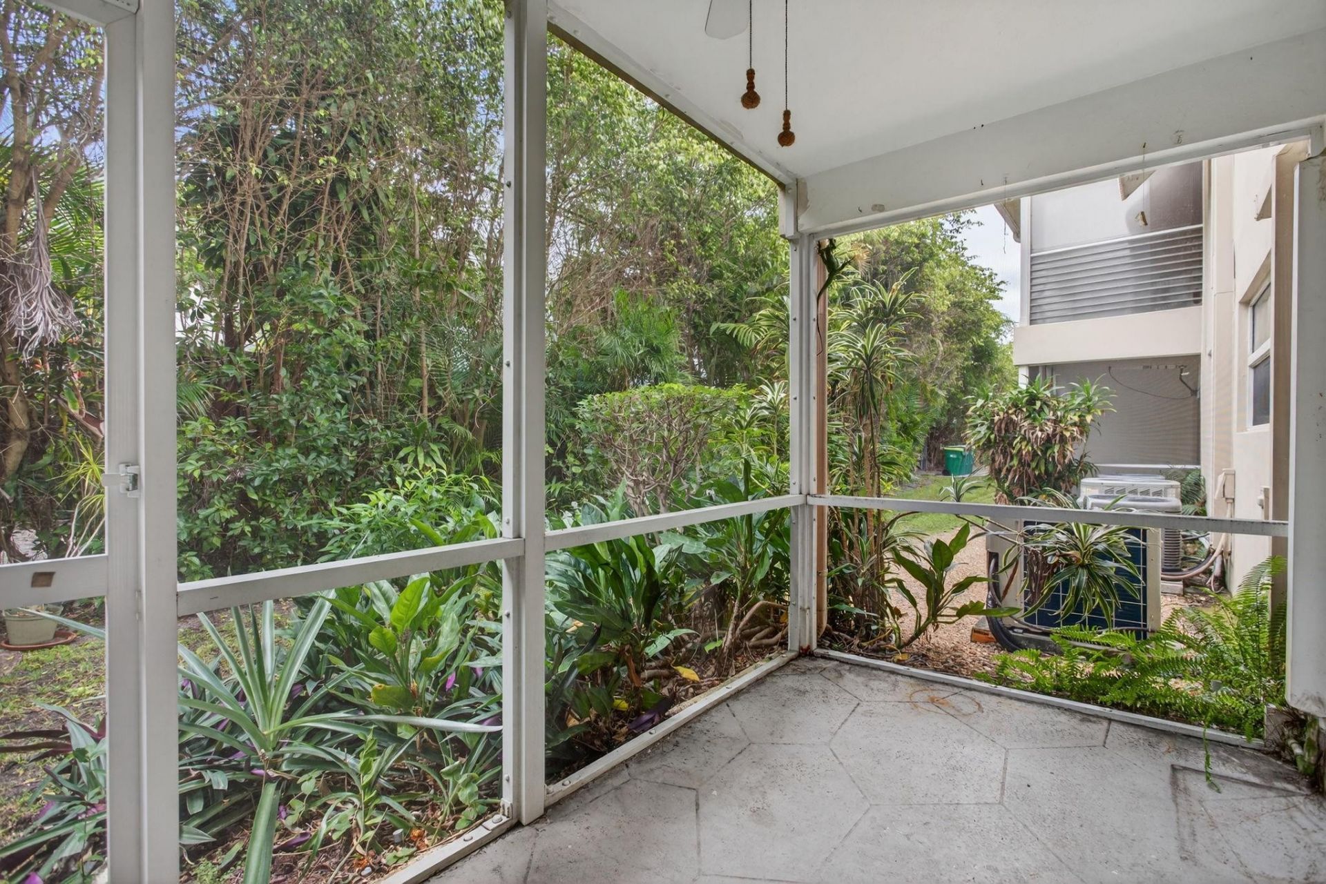 2115 NE 42nd Court, Unit 103, Lighthouse Point, FL 33064 Photo