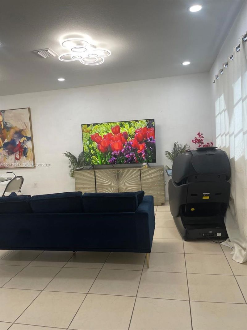 9421 SW 171st Pl , Miami, FL 33196 Photo