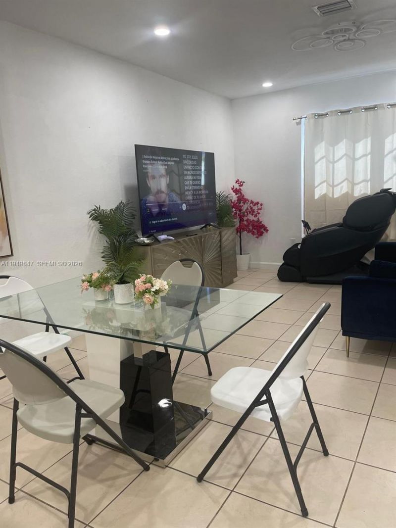 9421 SW 171st Pl , Miami, FL 33196 Photo