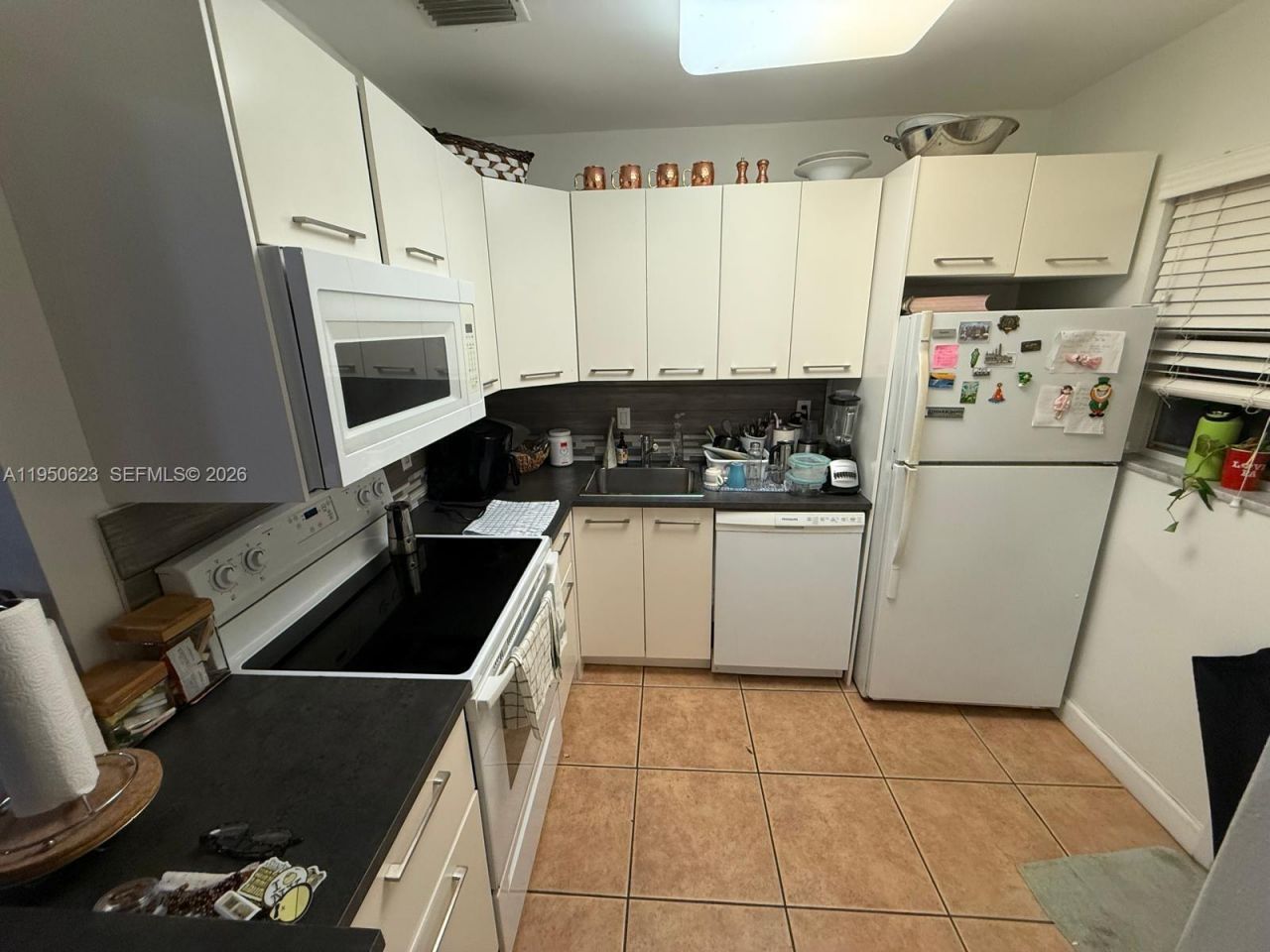 700 Layne Blvd , Unit 317, Hallandale Beach, FL 33009 Photo