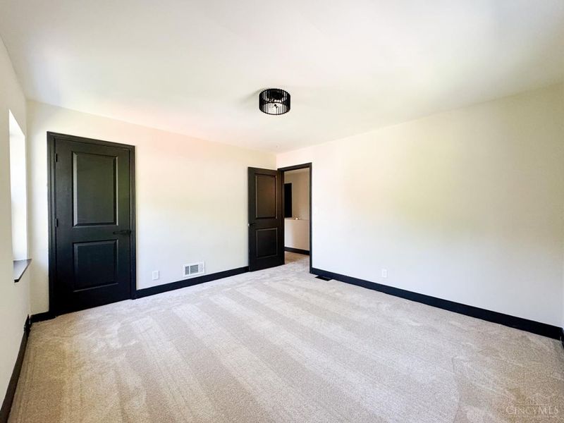 3923 Wess Park Drive, Cincinnati, OH 45217 Photo 30