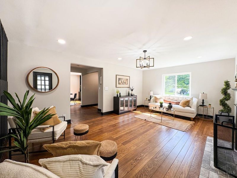 3923 Wess Park Drive, Cincinnati, OH 45217 Photo 6